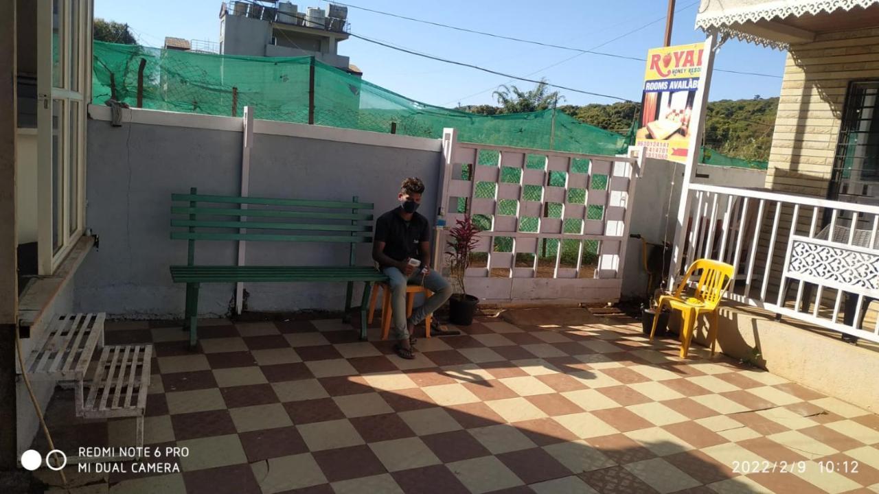Royal Honey Resort Mahabaleshwar Bagian luar foto